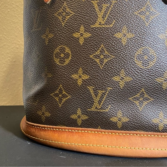 Authentic Vintage Louis Vuitton Bucket Bag - Picture 5 of 15